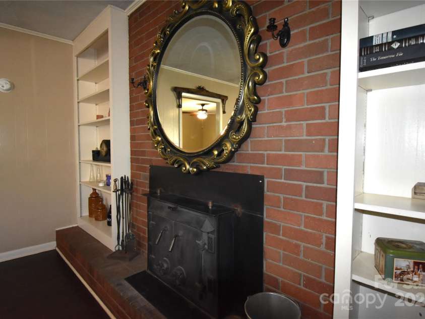 3967 US 64 Highway, Morganton, NC 28655.  MLS# CAR4246395, YatesRealty ID 19293. 