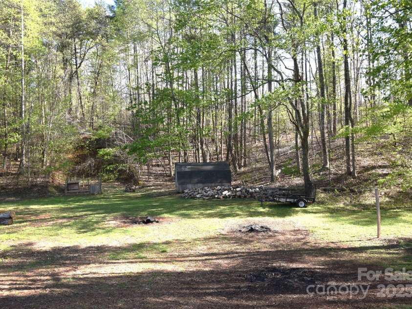 3967 US 64 Highway, Morganton, NC 28655.  MLS# CAR4246395, YatesRealty ID 19293. 