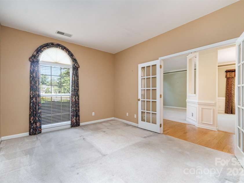 9419 Olivia Lane, Charlotte, NC 28277.  MLS# CAR4264521, YatesRealty ID 19294. 