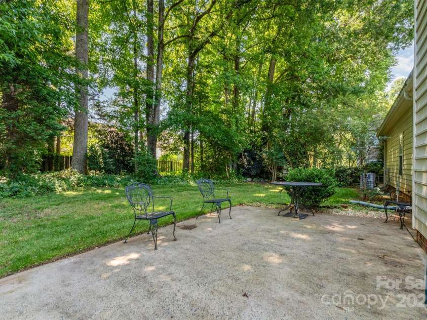 9419 Olivia Lane, Charlotte, NC 28277.  MLS# CAR4264521, YatesRealty ID 19294. 