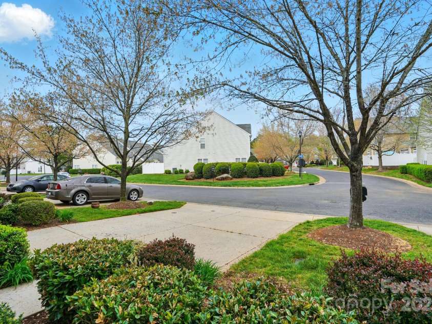 125 Snead Road, Fort Mill, SC 29715.  MLS# CAR4243378, YatesRealty ID 19295. 