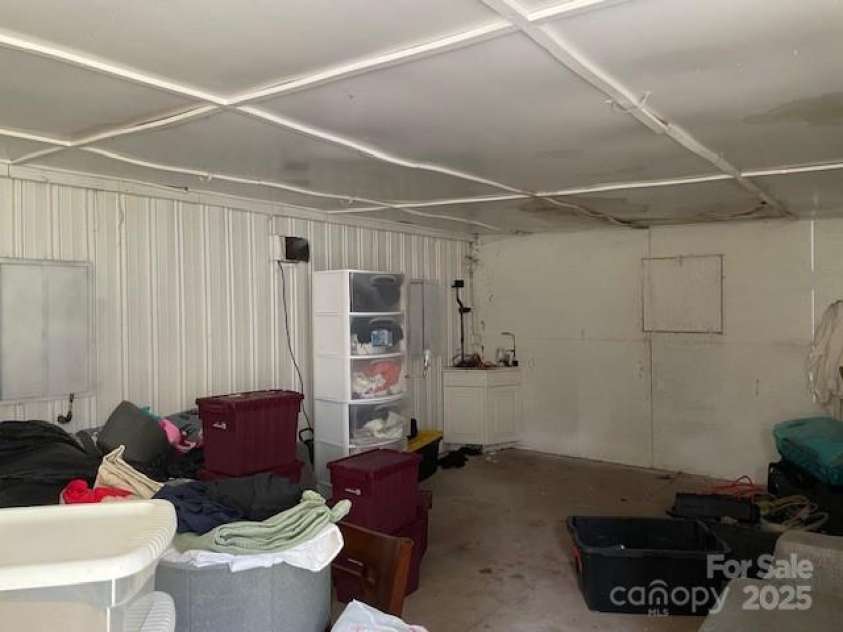 6504 Denver Heights Circle, Denver, NC 28037.  MLS# CAR4291596, YatesRealty ID 19296. 