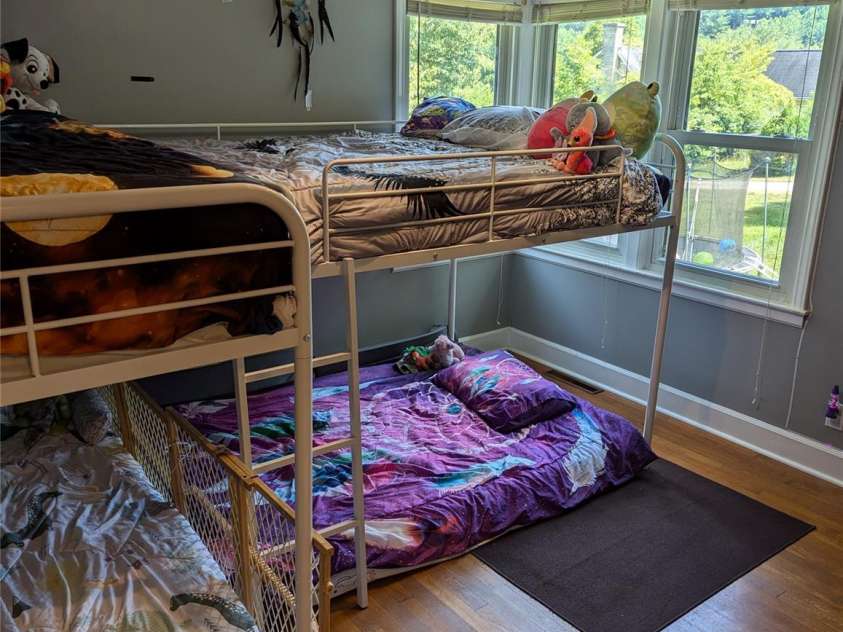 3106 Brevard Road, Hendersonville, NC 28791.  MLS# CAR4154139, YatesRealty ID 19297. 2nd bedroom