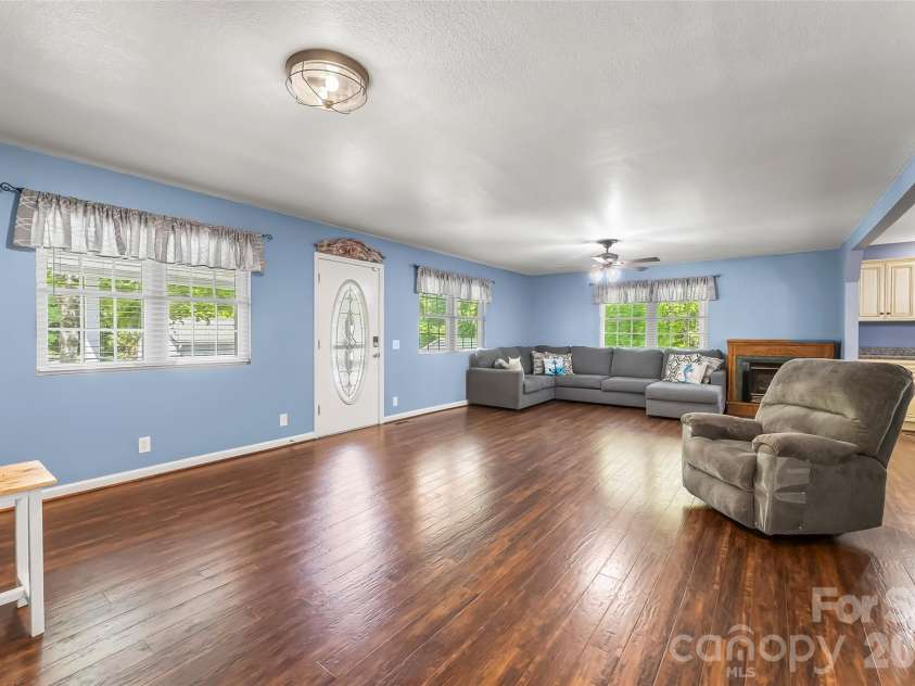 106 Silverstone Drive, Marion, NC 28752.  MLS# CAR4375288, YatesRealty ID 19299. 