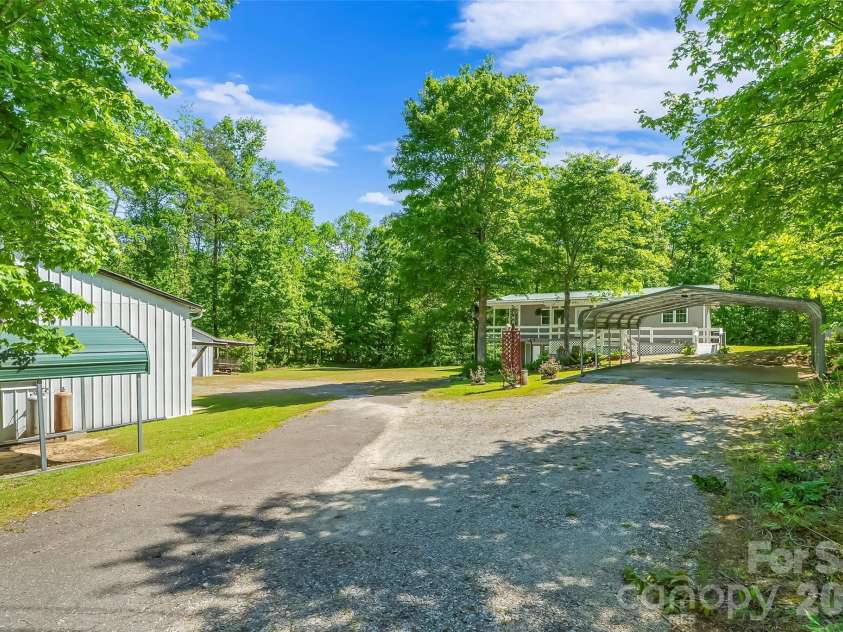 106 Silverstone Drive, Marion, NC 28752.  MLS# CAR4375288, YatesRealty ID 19299. 