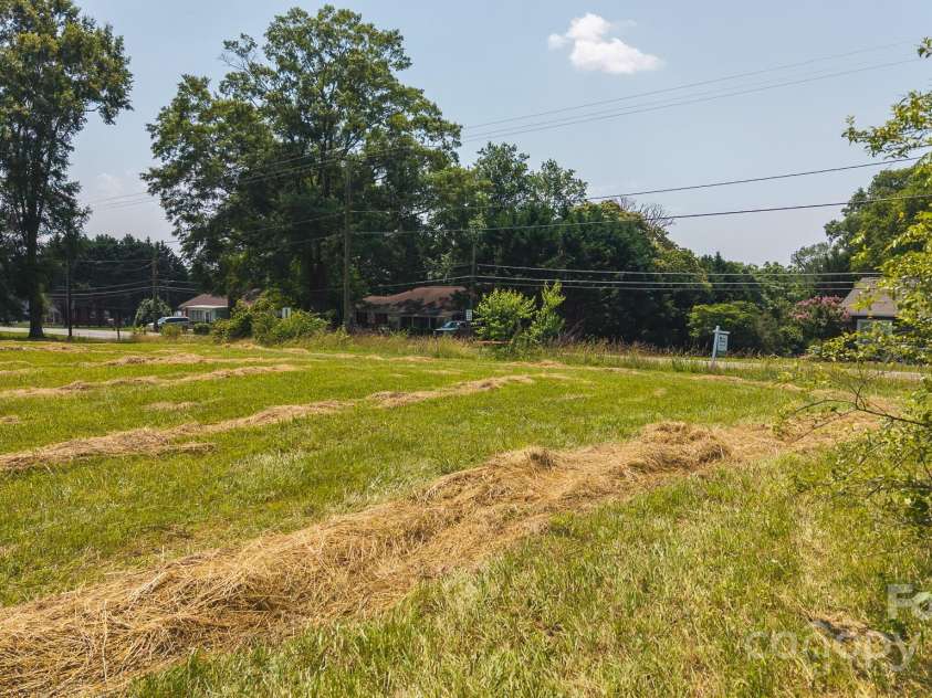 1040 NC 90 Highway, Taylorsville, NC 20681.  MLS# CAR4254139, YatesRealty ID 193. 