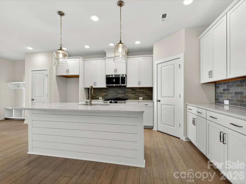 11427 Prosperity Church Road, Huntersville, NC 28078.  MLS# CAR4348912, YatesRealty ID 1930. 
