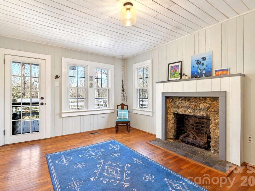 32 Tucker Road, Black Mountain, NC 28711.  MLS# CAR4362619, YatesRealty ID 19300. 