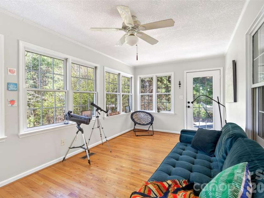 32 Tucker Road, Black Mountain, NC 28711.  MLS# CAR4362619, YatesRealty ID 19300. 