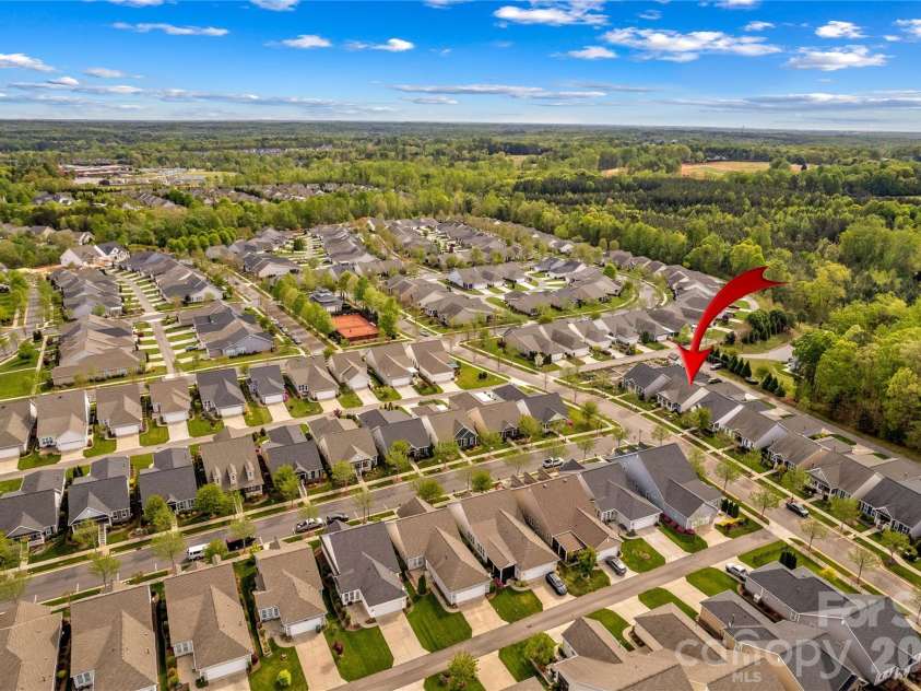 11528 Dublin Crescent Road, Cornelius, NC 28031.  MLS# CAR4364945, YatesRealty ID 19301. 