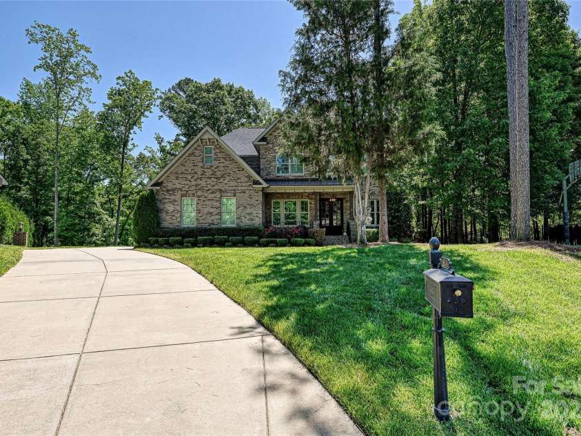 1614 Tarrington Way, Indian Trail, NC 28079.  MLS# CAR4252489, YatesRealty ID 19302. 