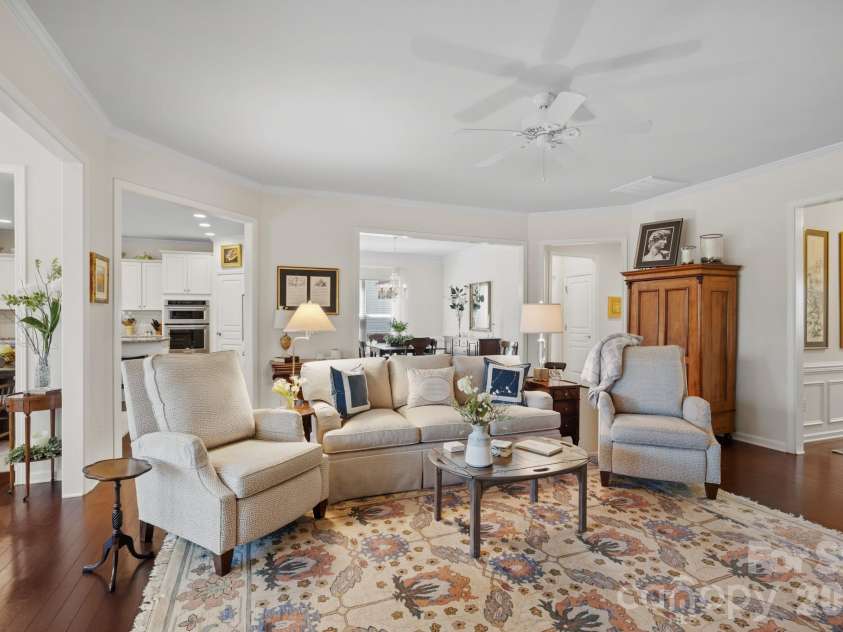 6193 Jack Thomas Drive, Fort Mill, SC 29707.  MLS# CAR4372714, YatesRealty ID 19302. 