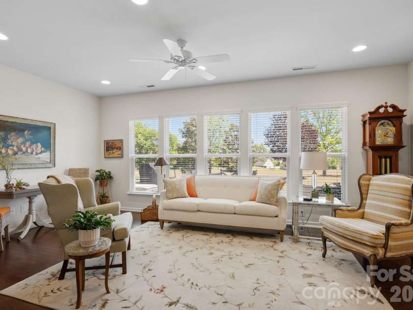 6193 Jack Thomas Drive, Fort Mill, SC 29707.  MLS# CAR4372714, YatesRealty ID 19302. 