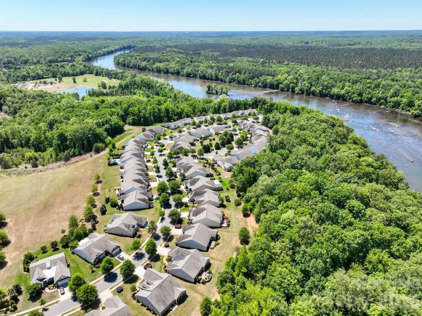 6193 Jack Thomas Drive, Fort Mill, SC 29707.  MLS# CAR4372714, YatesRealty ID 19302. 