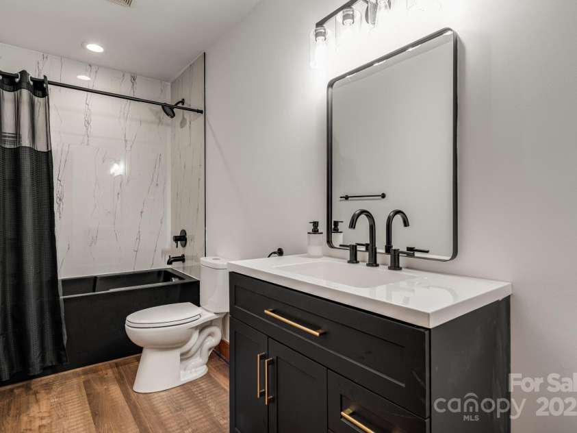 131 Jonadel Court, Lake Lure, NC 28746.  MLS# CAR4304317, YatesRealty ID 19303. 