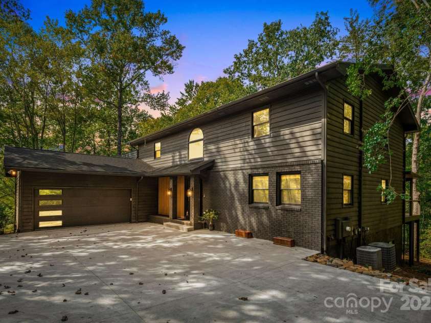 131 Jonadel Court, Lake Lure, NC 28746.  MLS# CAR4304317, YatesRealty ID 19303. 