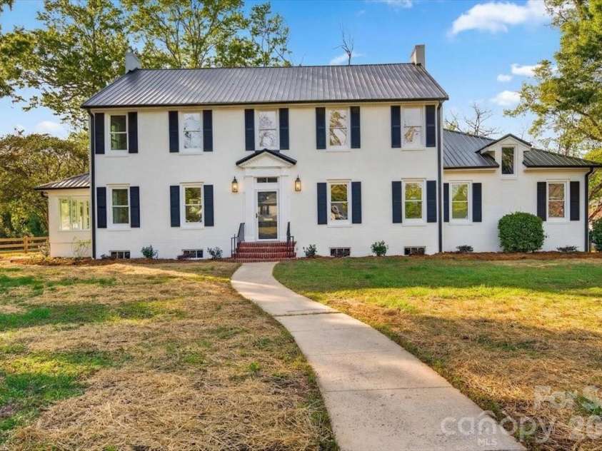 504 Franklin Street, China Grove, NC 28023.  MLS# CAR4367655, YatesRealty ID 19304. 