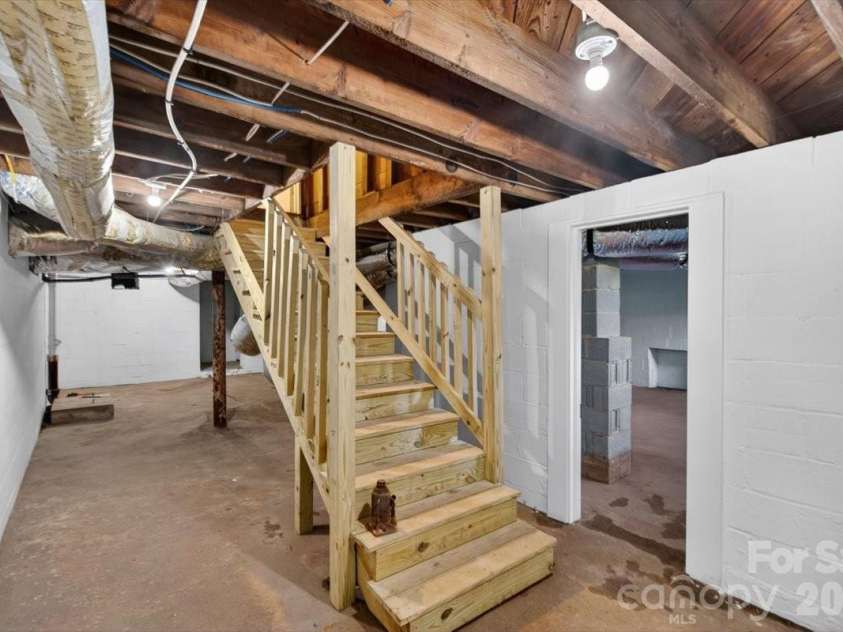504 Franklin Street, China Grove, NC 28023.  MLS# CAR4367655, YatesRealty ID 19304. 