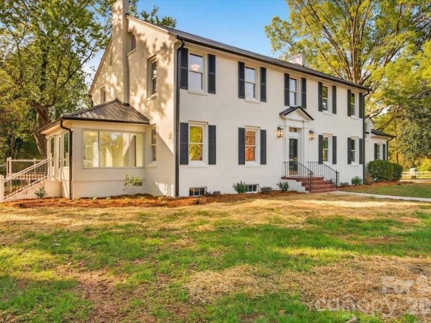 504 Franklin Street, China Grove, NC 28023.  MLS# CAR4367655, YatesRealty ID 19304. 