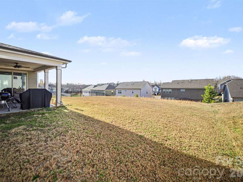 15200 Autumn Sage Drive, Charlotte, NC 28278.  MLS# CAR4356236, YatesRealty ID 19306. Backyard