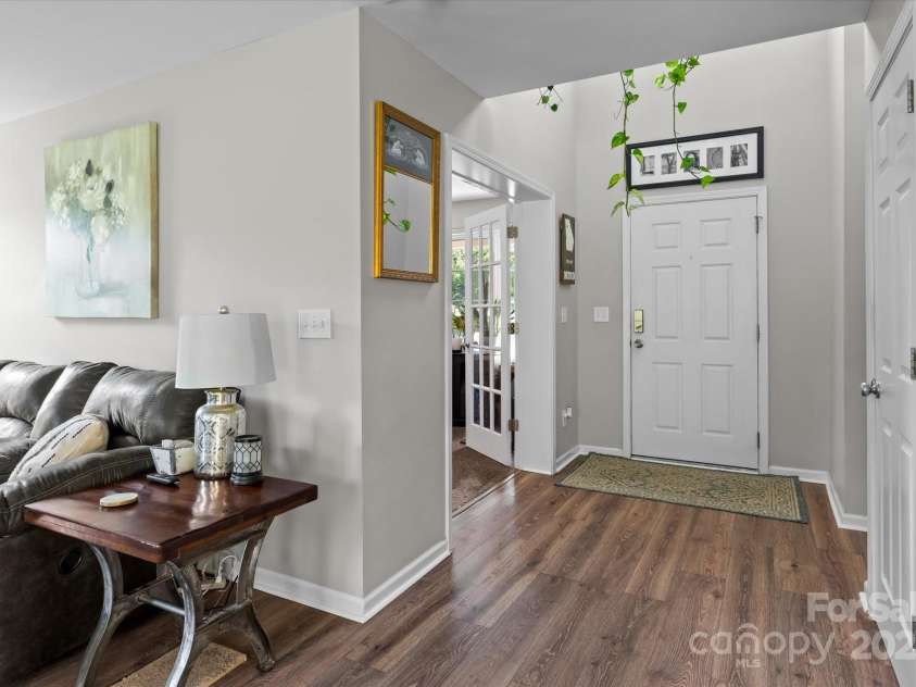 176 Pleasant Grove Lane, Mooresville, NC 28115.  MLS# CAR4259167, YatesRealty ID 19306. Foyer