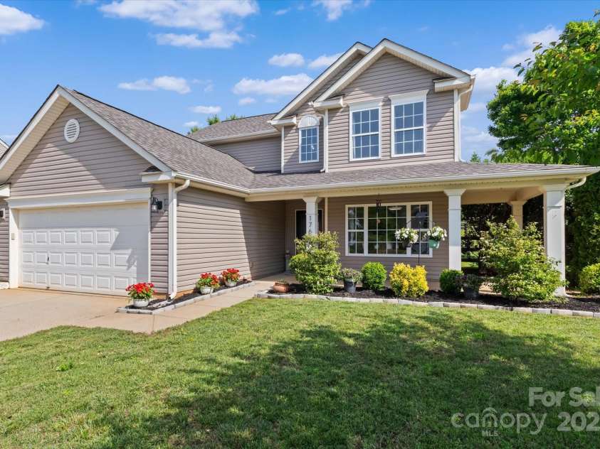 176 Pleasant Grove Lane, Mooresville, NC 28115.  MLS# CAR4259167, YatesRealty ID 19306. Front