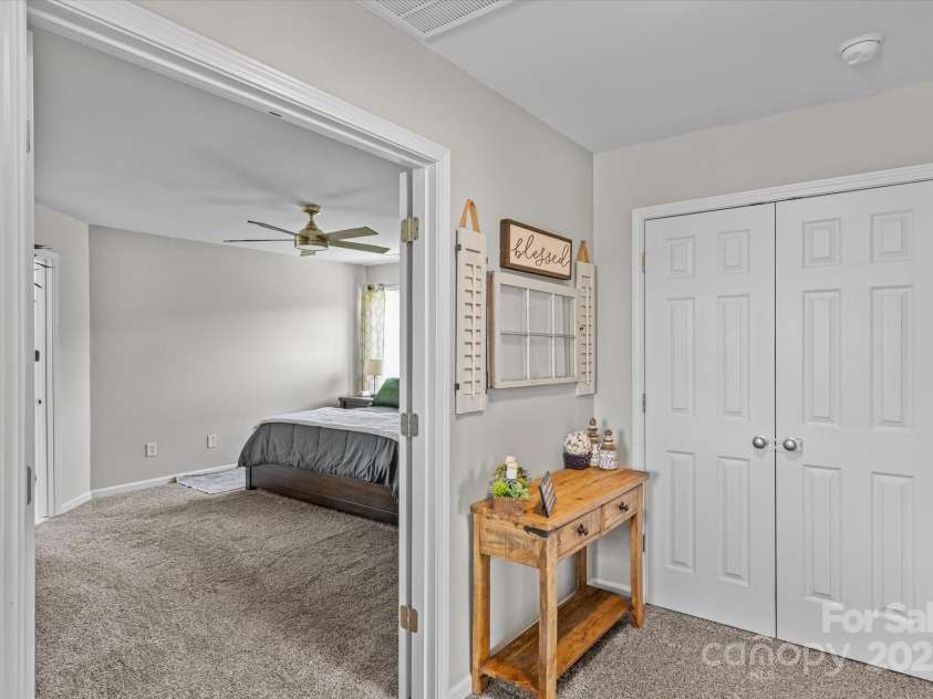 176 Pleasant Grove Lane, Mooresville, NC 28115.  MLS# CAR4259167, YatesRealty ID 19306. Upstairs Landing Area