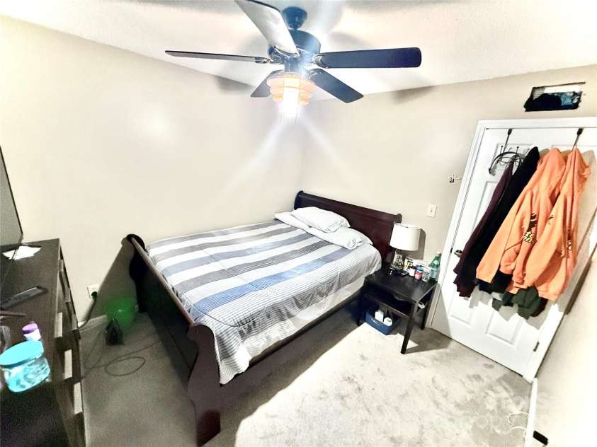 5728 Rocbridge Lane, Charlotte, NC 28208.  MLS# CAR4268153, YatesRealty ID 19307. 