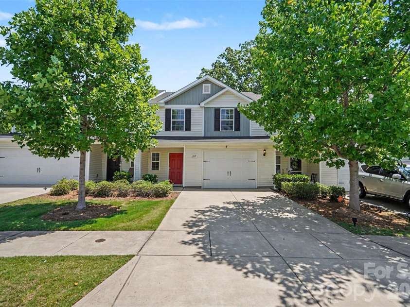 3337 Ellingford Road, Charlotte, NC 28214.  MLS# CAR4402458, YatesRealty ID 19308. 