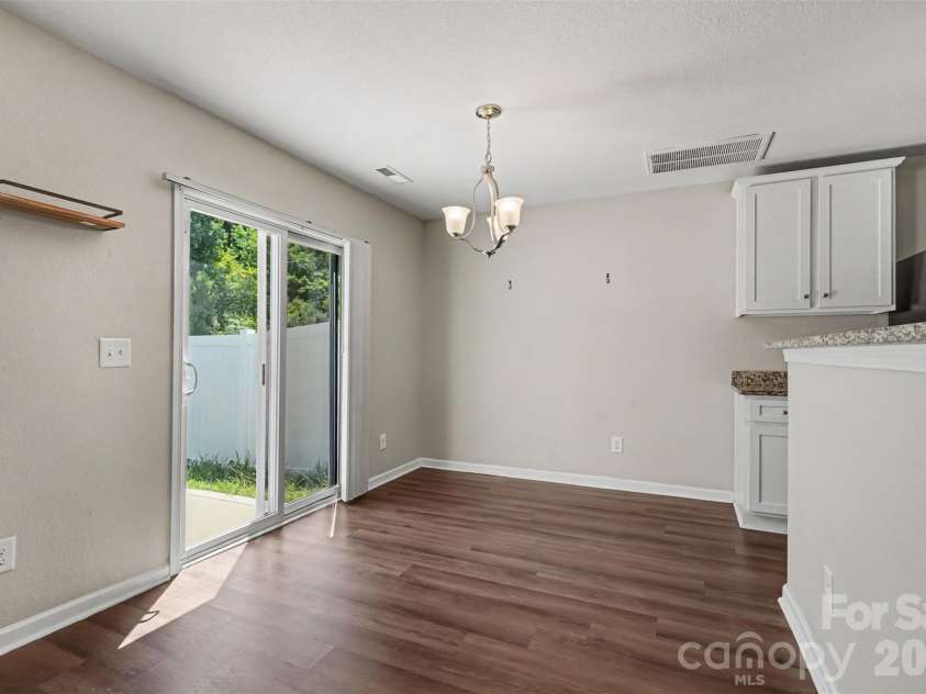 3337 Ellingford Road, Charlotte, NC 28214.  MLS# CAR4402458, YatesRealty ID 19308. 