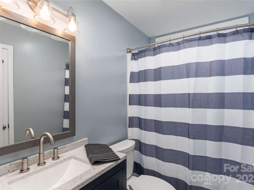 152 Sunberry Trail, Fletcher, NC 28732.  MLS# CAR4255053, YatesRealty ID 19309. Main Hall Bath