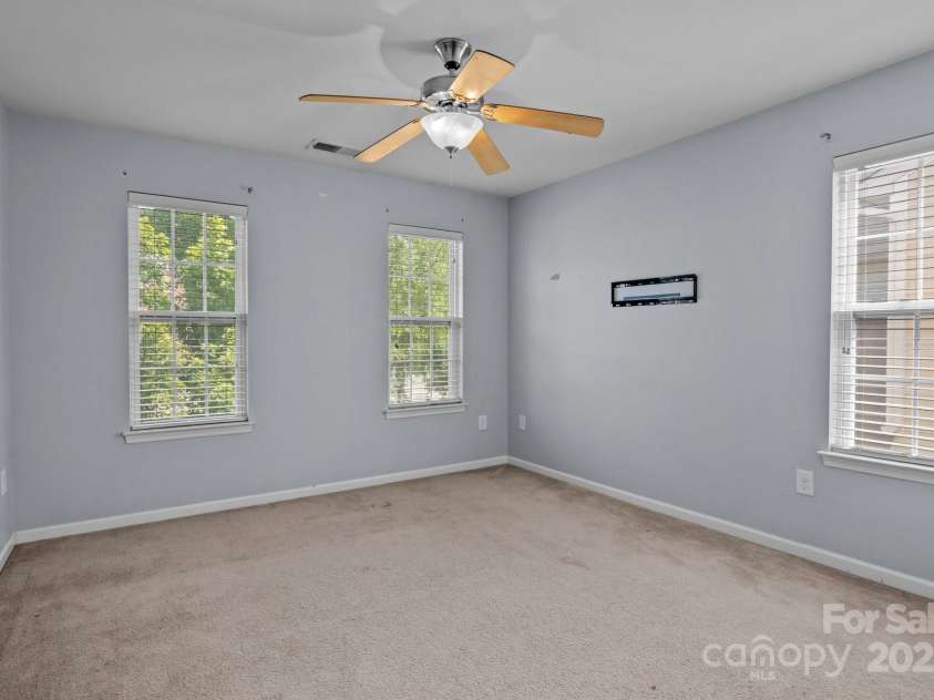 2233 Sonoma Valley Drive, Charlotte, NC 28214.  MLS# CAR4265873, YatesRealty ID 19310. Second Floor Bedroom Three