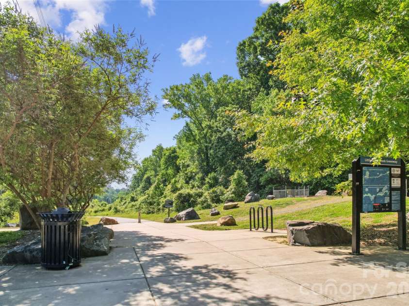 2227 Wensley Drive, Charlotte, NC 28210.  MLS# CAR4376969, YatesRealty ID 19311. Little Sugar Creek Greenway main access off Tyvola