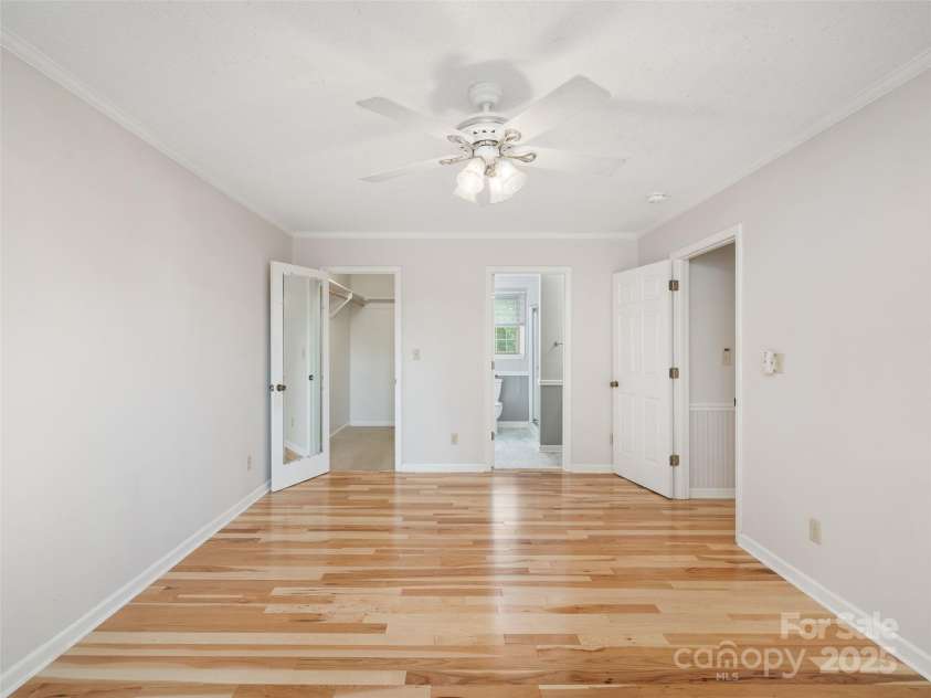 321 Jupiter Road, Weaverville, NC 28787.  MLS# CAR4266351, YatesRealty ID 19311. 