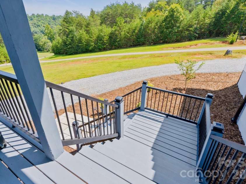 456 Hickory Loop, Rutherfordton, NC 28139.  MLS# CAR4318402, YatesRealty ID 19312. 