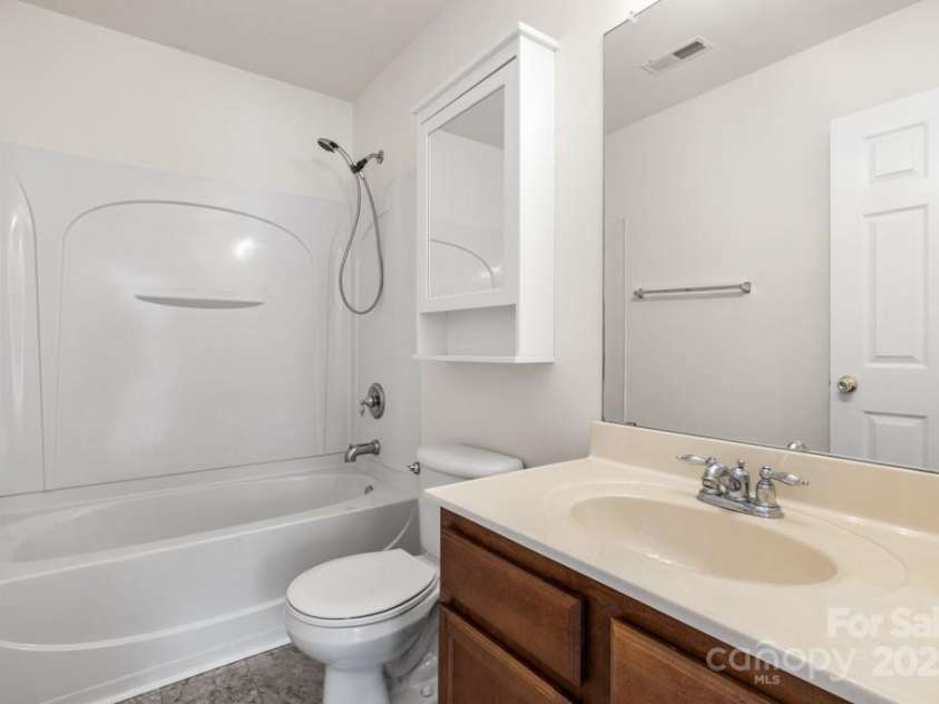 4714 Adamshire Avenue, Concord, NC 28025.  MLS# CAR4266094, YatesRealty ID 19312. 