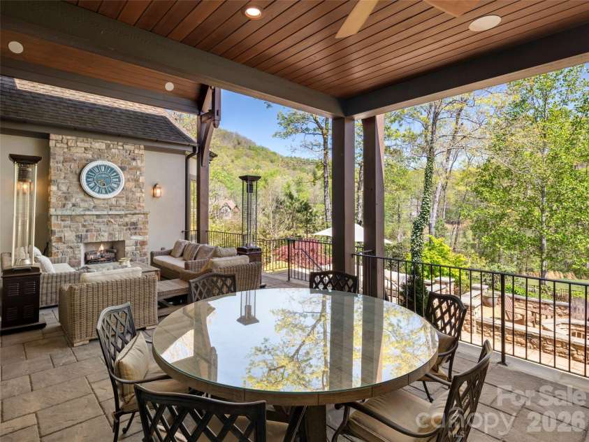 1925 White Tree Trail, Arden, NC 28704.  MLS# CAR4372679, YatesRealty ID 19314. 