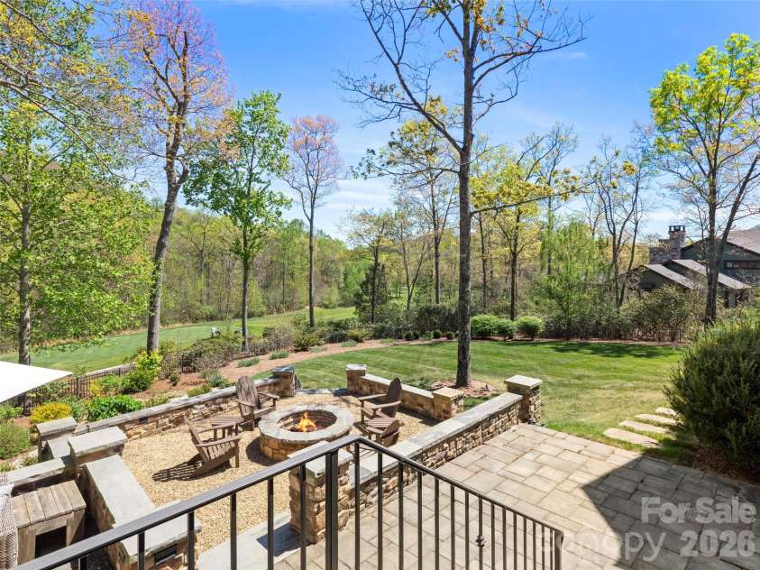 1925 White Tree Trail, Arden, NC 28704.  MLS# CAR4372679, YatesRealty ID 19314. 