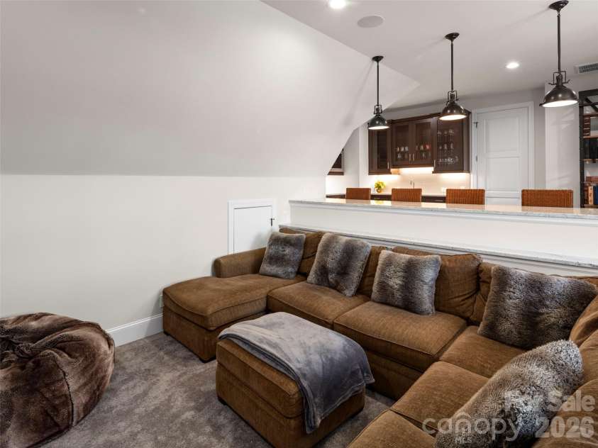 1925 White Tree Trail, Arden, NC 28704.  MLS# CAR4372679, YatesRealty ID 19314. 