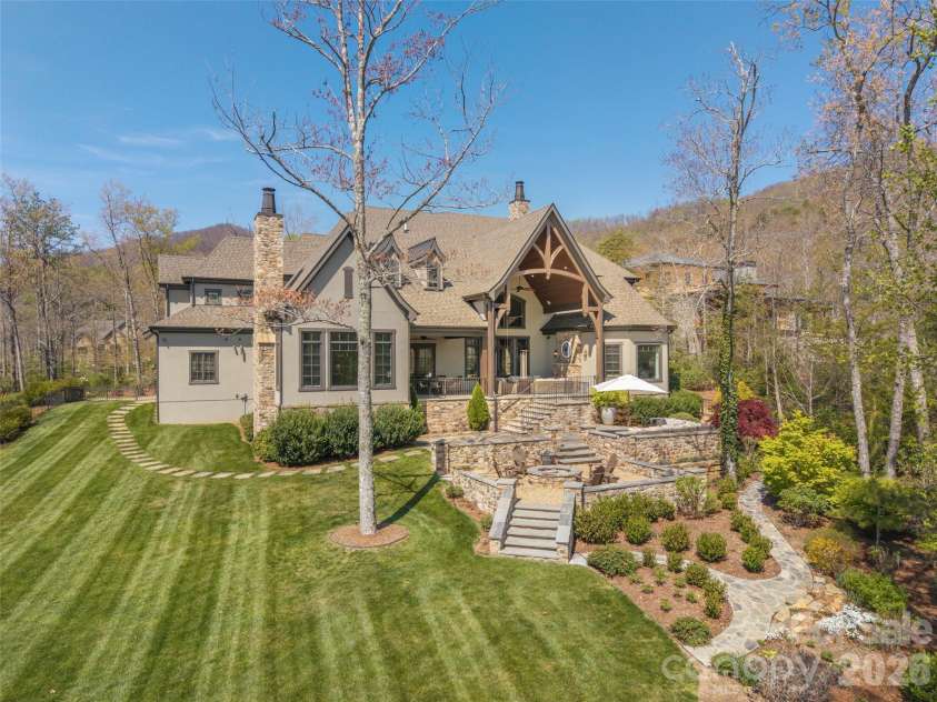 1925 White Tree Trail, Arden, NC 28704.  MLS# CAR4372679, YatesRealty ID 19314. 