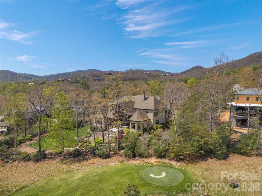 1925 White Tree Trail, Arden, NC 28704.  MLS# CAR4372679, YatesRealty ID 19314. 
