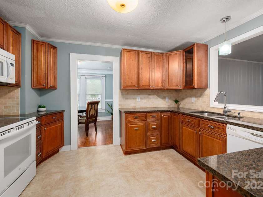 34 Admiral Avenue, Concord, NC 28027.  MLS# CAR4263306, YatesRealty ID 19315. 