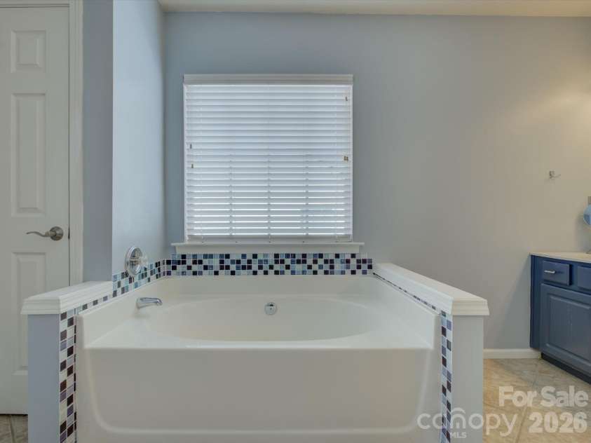 3536 Arborhill Road, Charlotte, NC 28270.  MLS# CAR4353723, YatesRealty ID 19315. 