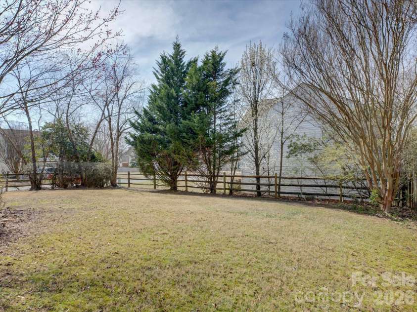 3536 Arborhill Road, Charlotte, NC 28270.  MLS# CAR4353723, YatesRealty ID 19315. 
