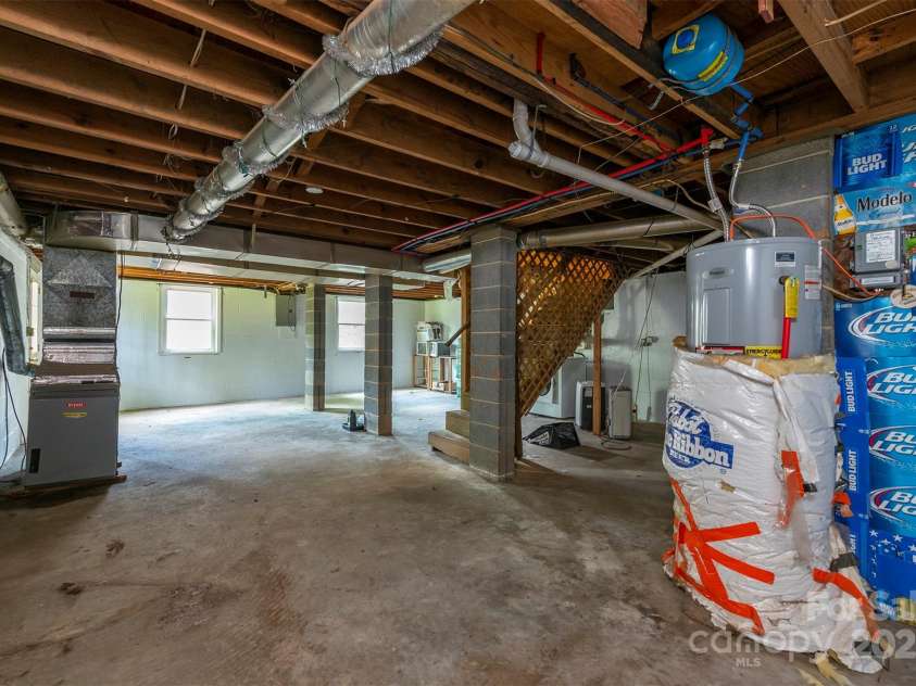 49 Jeffress Avenue, Asheville, NC 28803.  MLS# CAR4258429, YatesRealty ID 19316. Full walk out basement