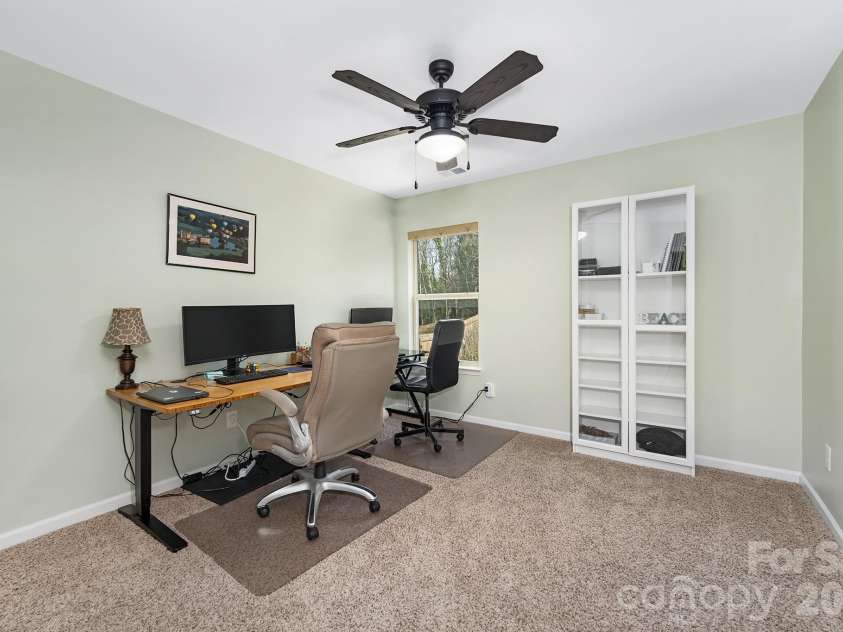 10840 Cove Point Drive, Charlotte, NC 28278.  MLS# CAR4354828, YatesRealty ID 19317. Fourth Bedroom