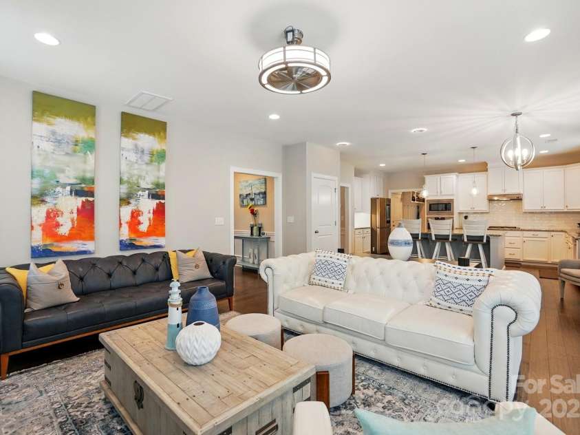 9511 Spurwig Court, Charlotte, NC 28278.  MLS# CAR4265487, YatesRealty ID 19317. 