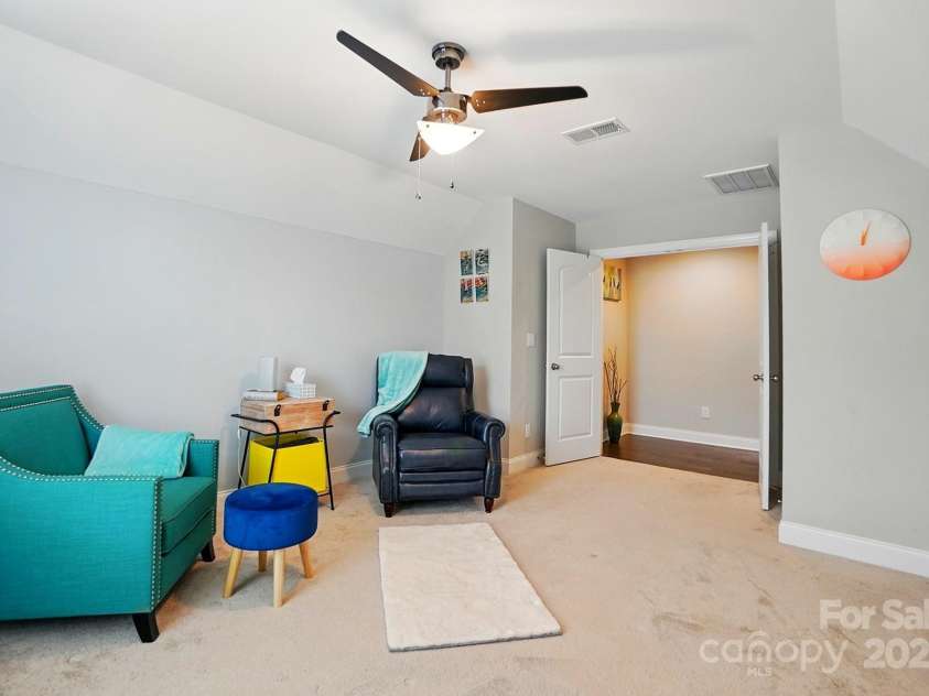 9511 Spurwig Court, Charlotte, NC 28278.  MLS# CAR4265487, YatesRealty ID 19317. 