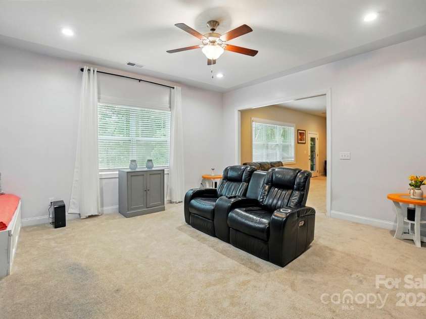 9511 Spurwig Court, Charlotte, NC 28278.  MLS# CAR4265487, YatesRealty ID 19317. 