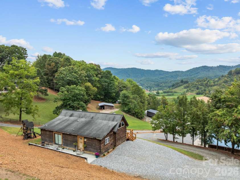 263 Morgan Branch Road, Leicester, NC 28748.  MLS# CAR4373375, YatesRealty ID 19318. 